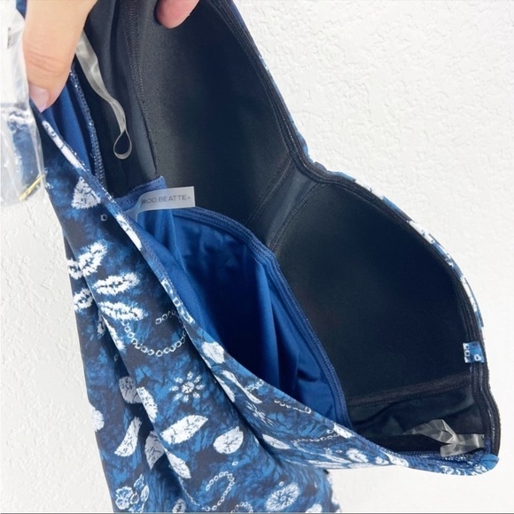 Bleu Rod Beattie Take A Dip Bandeau Navy Swimsuit One Piece Size 4 NWT - Picture 3 of 8